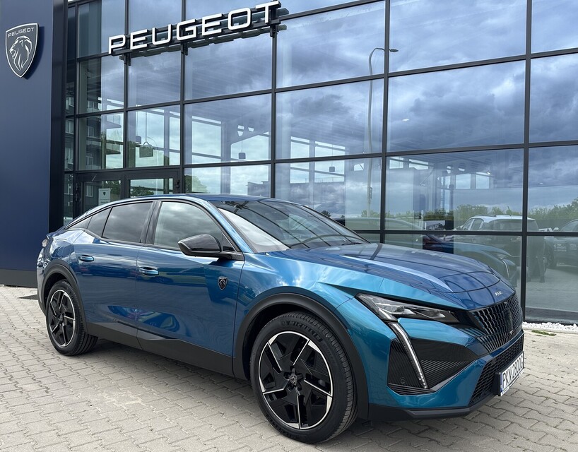 Peugeot 408