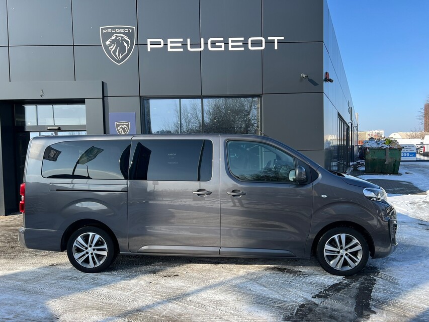 Peugeot Traveller